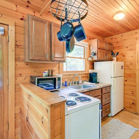 Quaint Blue Ridge Cabin Rental With On-Site Stream! Sparta Luaran gambar