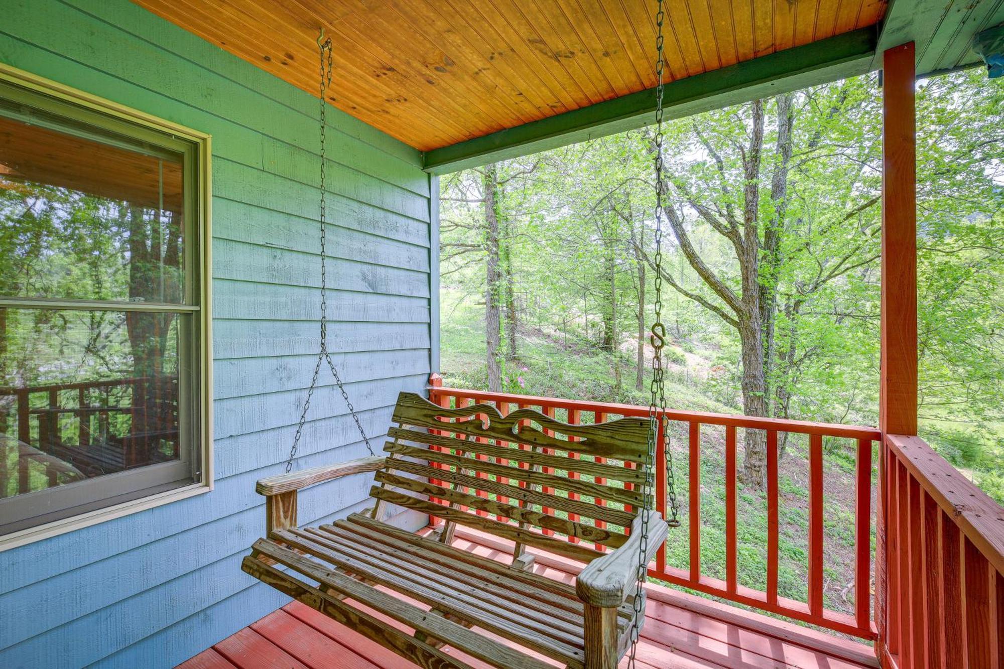 Quaint Blue Ridge Cabin Rental With On-Site Stream! Sparta Luaran gambar