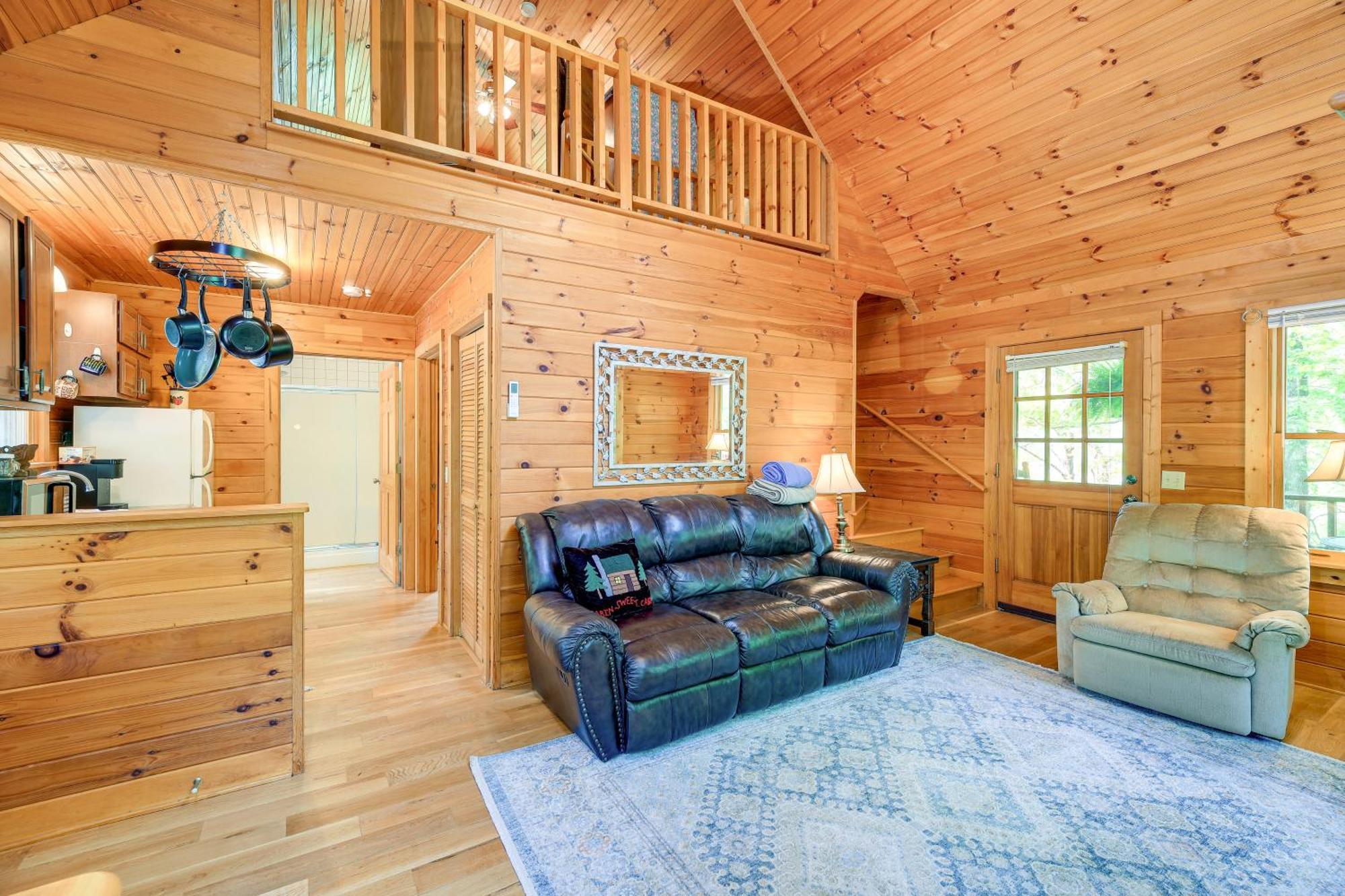 Quaint Blue Ridge Cabin Rental With On-Site Stream! Sparta Luaran gambar